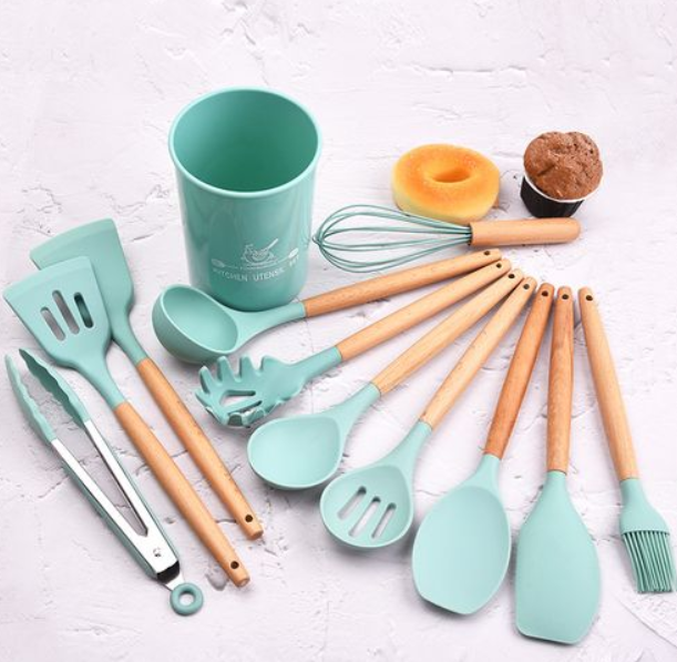 硅胶餐具有气味怎么办，本文教你解决[最新更新]