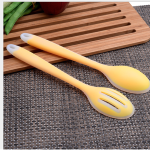 硅胶制品为什么会发黄，硅胶制品发黄原因【行业百科】