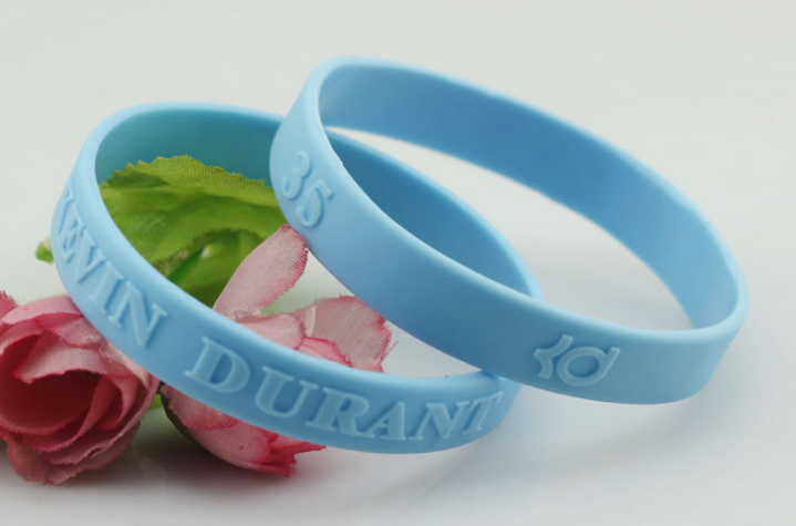 硅胶手环厂家,运动手环价格,硅胶手环有什么用 硅胶手环厂家,运动手环价格,硅胶手环有什么用