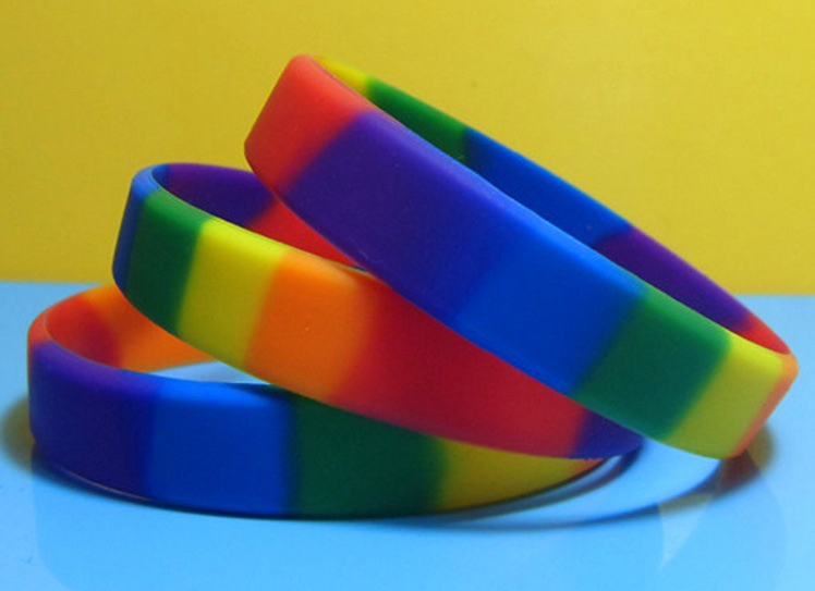 硅胶手环定制,定制硅胶手环需要注意什么,硅胶手环定制流程 硅胶手环定制,定制硅胶手环需要注意什么,硅胶手环定制流程