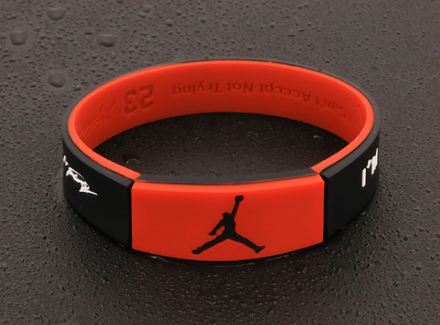 买硅胶手环应该注意什么 买硅胶手环应该注意什么