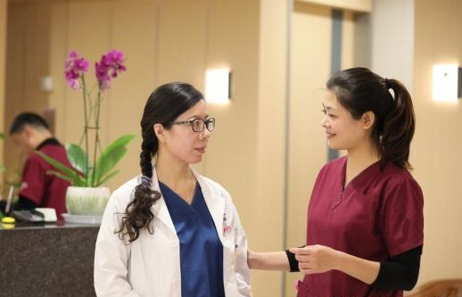 硅胶丰胸手术后要多长时间可以恢复到正常