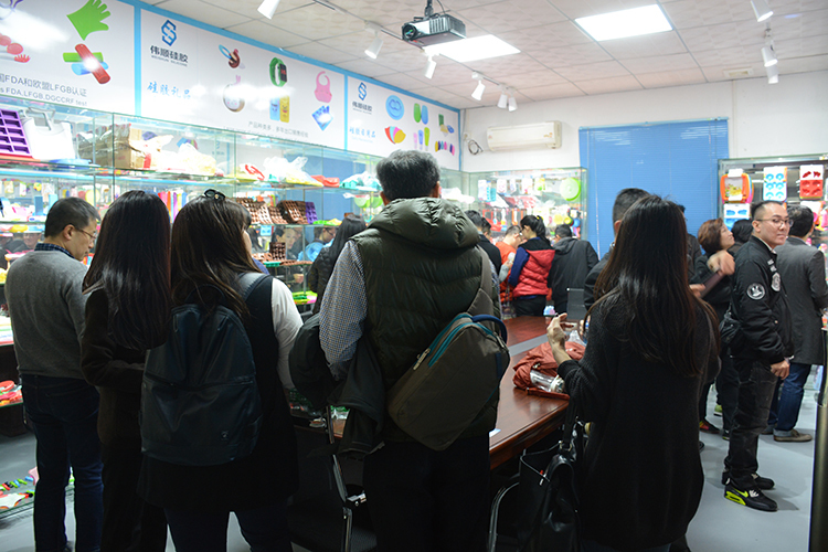 介绍草莓视频色板APP官网下载开发的草莓视频下载IOS导航